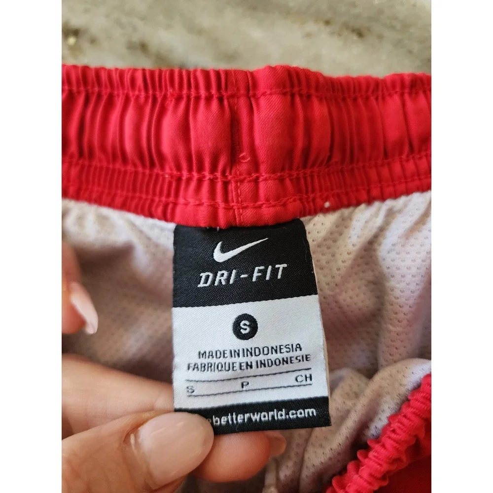 Nike Dri-FIT Tempo Red White Mesh Running Shorts Womens Small